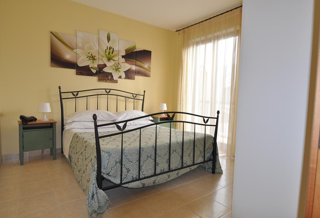 Ciao Hotel & Residence - Apartments Conversano Exterior photo